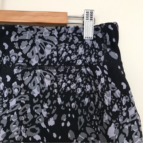 Marika Athletic Skort Grey and Black Size M - Picture 2 of 10